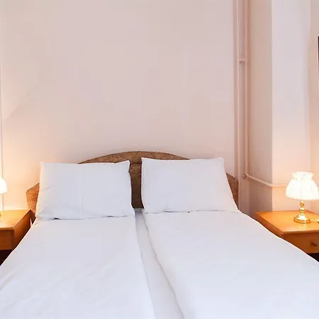 Center - Dobrinjska 4* Belgrade