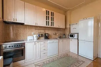 Center - Dobrinjska 4* Belgrade