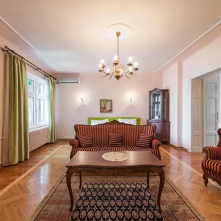 Hotel Center - Dobrinjska Belgrade